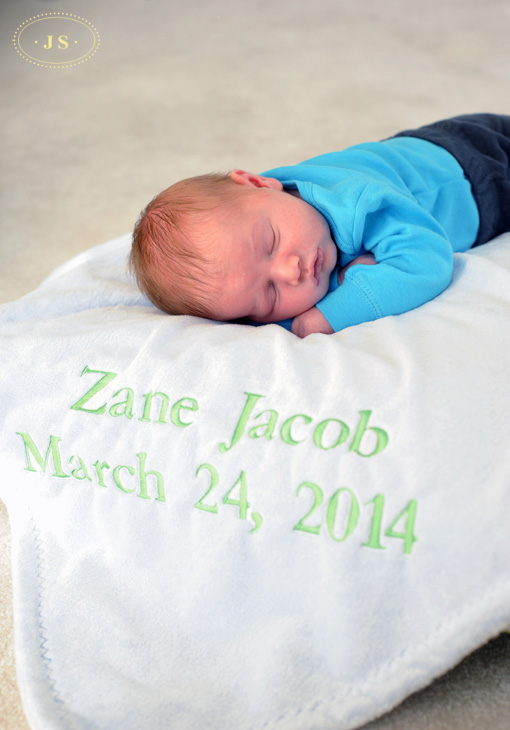 Zane Newborn Blog-1